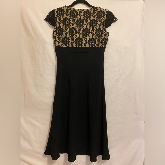 East 5th petite Black Dress with lace top Size 4P - Picture 2 of 7